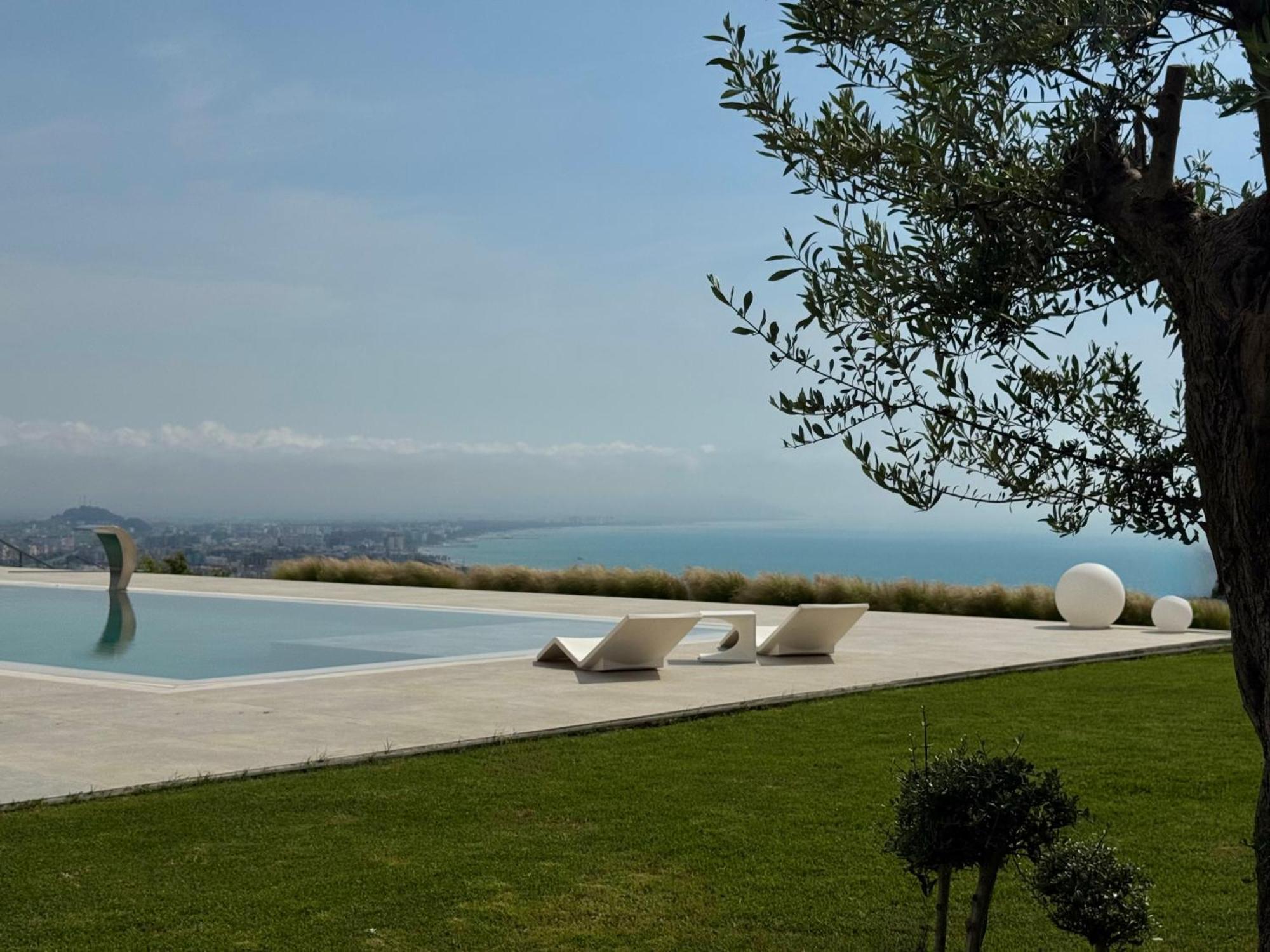 Villa Esmi Durres Kryemëdhej Zewnętrze zdjęcie